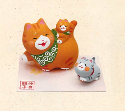 【ご紹介します！ほっこりかわいい！素焼陶製の猫の和雑貨】仲良し親子猫3匹
