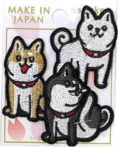 【新発売！日本をイメージした和柄刺繍に注目！2WAY刺繍ステッカーワッペン】柴犬3匹