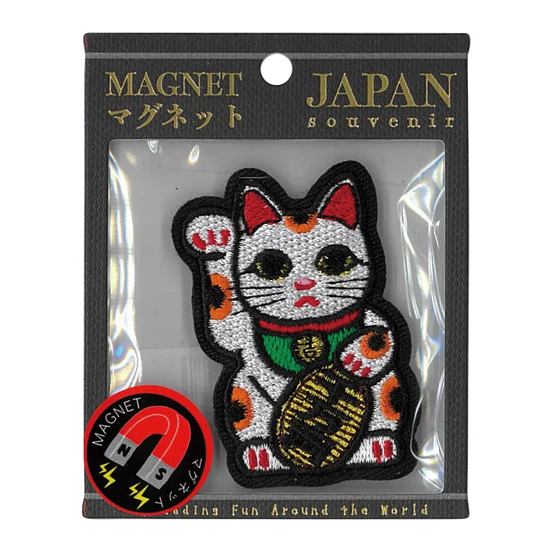 【新登場！日本をイメージした和柄刺繍の雑貨！刺繍マグネット】まねきねこ白